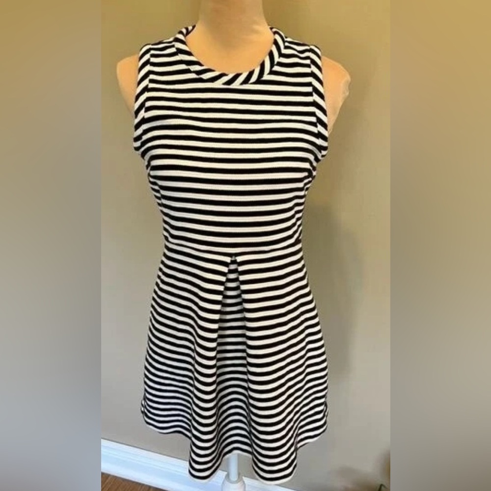 Madewell Afternoon Sleeveless Black and White Strapless Dress.